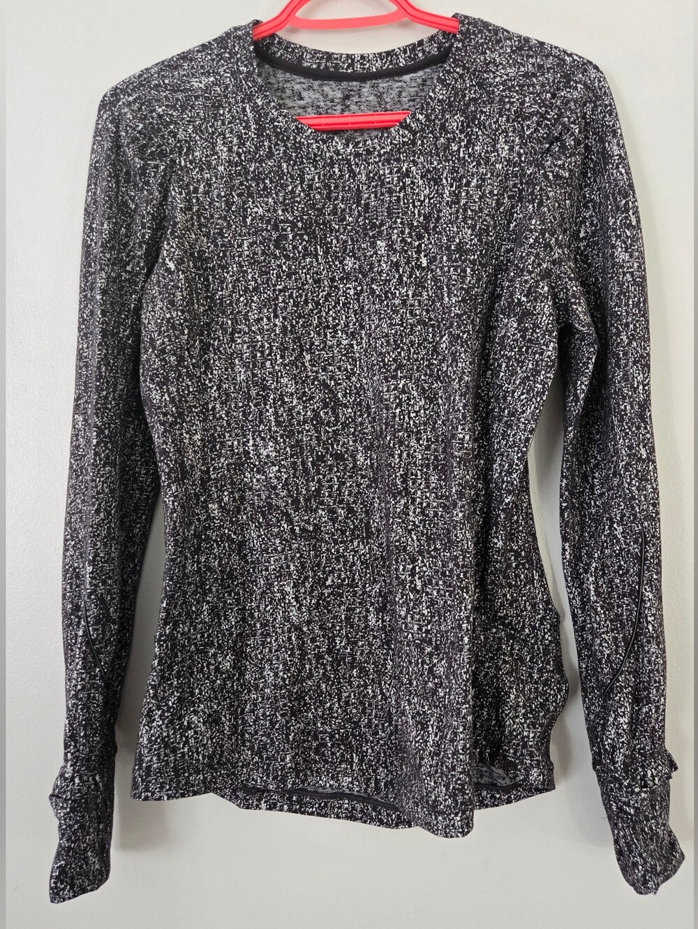 Lululemon Womens Top Extra Mile Suited Jacquard Black White Running Shirt Size 8